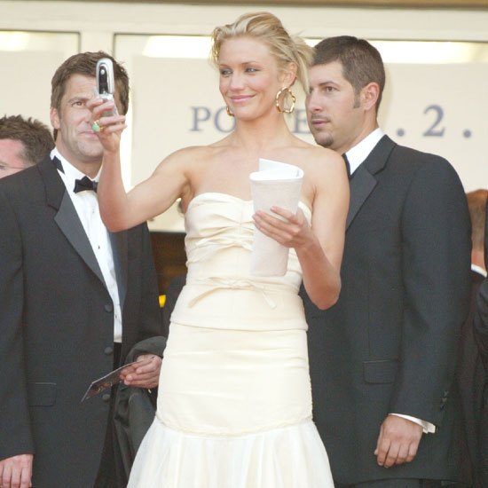 Cameron Diaz captured the crowd on her way into the 2004 premiere of Shrek.
Cameron Diaz captured the crowd on her way into the 2004 premiere of Shrek.