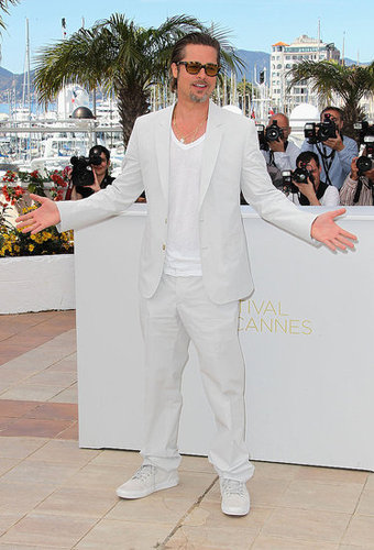 White-Hot Brad Pitt Debuts Tree of Life With Costar Jessica Chastain White-Hot Brad Pitt Debuts Tree of Life With Costar Jessica Chastain