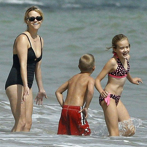 Reese Witherspoon Swimsuit Pictures