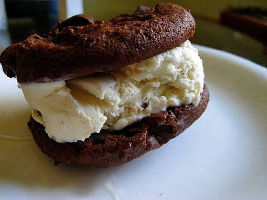 Americone ice cream sandwiches Americone ice cream sandwiches
