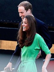 Kate Recycles Her Green DVF Dress for Zara Phillips's Yacht Party
