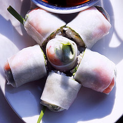 Chicago Weekend Events August 26-28 Food Truck Party, Diner En Blanc Package, and Ethyl's Beer and Wine Dive Pig Roast