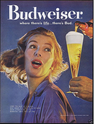 In 1960, this young woman couldn't keep her eyes off the beer.
In 1960, this young woman couldn't keep her eyes off the beer.