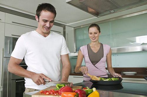 How to Use Less Oil When Cooking