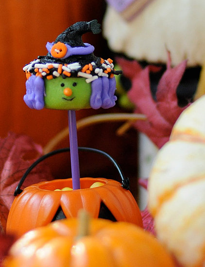 Witchin' Cake Pop