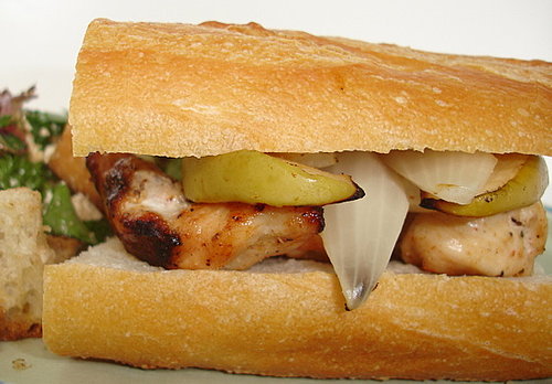 Grilled Chicken, Apple, and Onion Sandwich Grilled Chicken, Apple, and Onion Sandwich