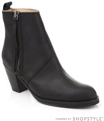 Low-Heel Shooties