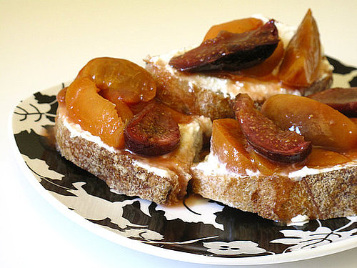 Roasted Fruit-topped Bread Roasted Fruit-topped Bread