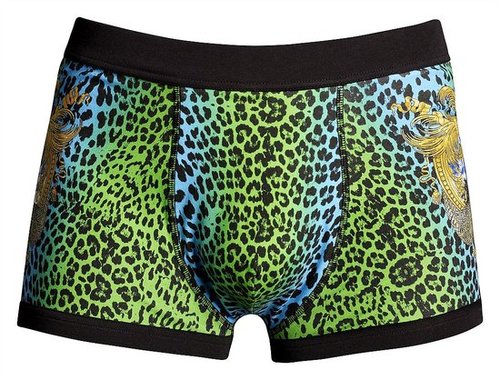 The Versace For H&M Collection Hits Stores Tomorrow — See The Complete Collection One Last Time! The Versace For H&M Collection Hits Stores Tomorrow — See The Complete Collection One Last Time!
