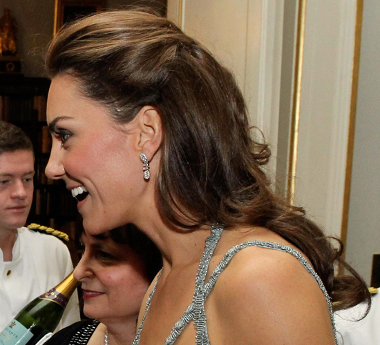 Kate Middleton's Pretty Half-Up Half-Down Hairstyle Kate Middleton's Pretty Half-Up Half-Down Hairstyle
