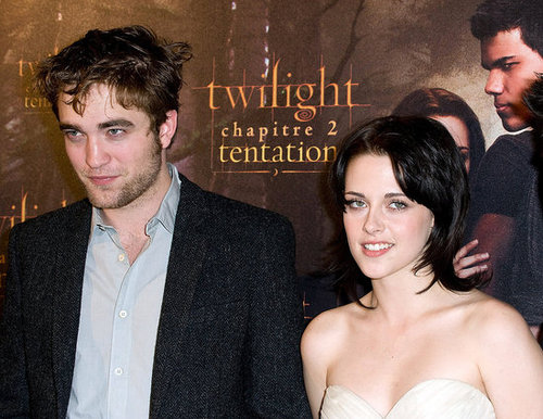Robert Pattinson and Kristen Stewart arrived together to the Paris premiere of New Moon in November 2009.
Robert Pattinson and Kristen Stewart arrived together to the Paris premiere of New Moon in November 2009.