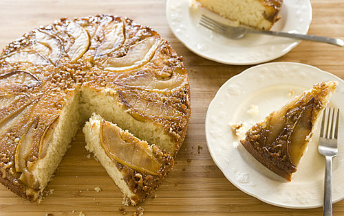 Pear and Walnut Upside Down Cake Pear and Walnut Upside Down Cake