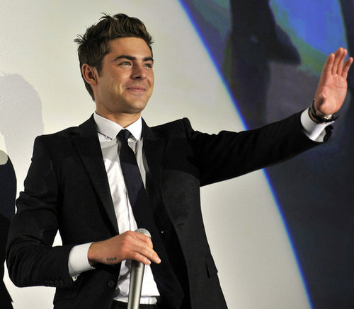 Zac Efron Gets YOLO Tattoo on Right Hand Pictures