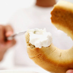 Calories in Cream Cheese, Butter, and Other Bagel Spreads