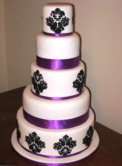 Purple And Black Wedding Cakes Ideas