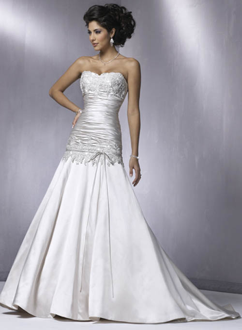 Corset wedding dresses capable to show the bride's charm beautifully at the