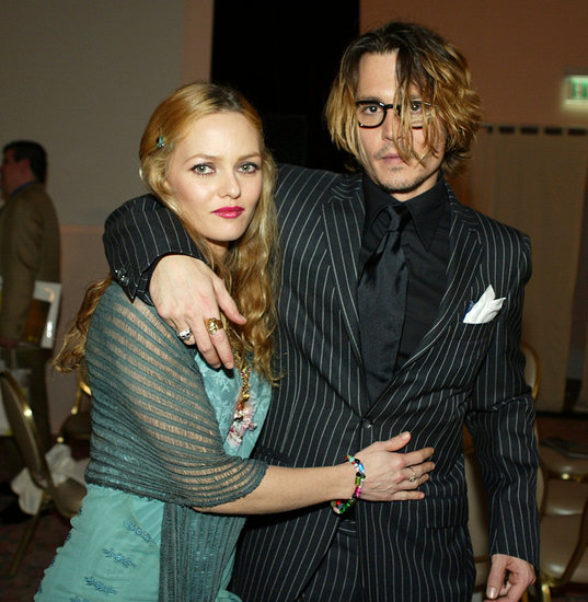 Johnny and Vanessa showed affection at the 2004 Critics' Choice Awards in LA.
Johnny and Vanessa showed affection at the 2004 Critics' Choice Awards in LA.