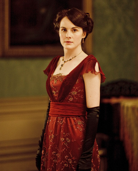 Lady Mary acquires an electric curling iron during season two. The newfangled invention had no heat controls, but it was much safer than previous versions, whose rods had to be heated in a fire.
Source: ITV
Lady Mary acquires an electric curling iron during season two. The newfangled invention had no heat controls, but it was much safer than previous versions, whose rods had to be heated in a fire.
Source: ITV