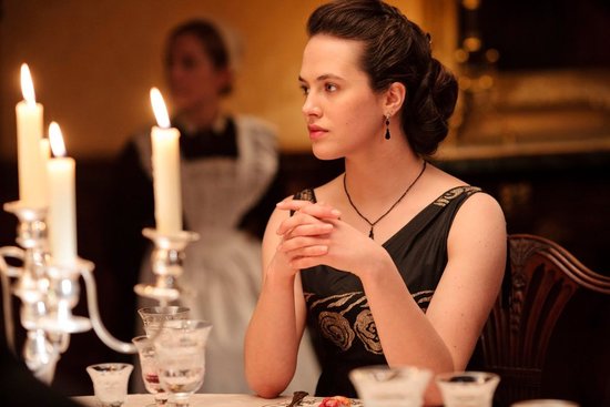 As sleeveless dresses exposed the underarms, more and more women began to shave their body hair. And it happened quickly, too: Around the turn of the century, few women removed hair, but by 1915, the Milady Gillette razor was in stores.
Source: ITV
As sleeveless dresses exposed the underarms, more and more women began to shave their body hair. And it happened quickly, too: Around the turn of the century, few women removed hair, but by 1915, the Milady Gillette razor was in stores.
Source: ITV