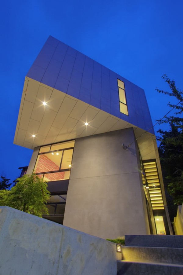 Modern House Phinney in Seattle