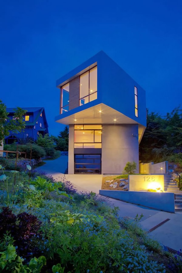 Modern House Phinney in Seattle