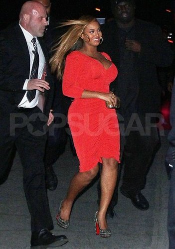 Beyonce Knowles showed her postbaby body in Alice by Temperley.
Beyonce Knowles showed her postbaby body in Alice by Temperley.