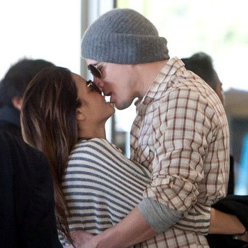 Channing Tatum and Jenna Dewan Pictures Kissing at LAX
