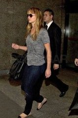 Jennifer Lawrence Talks Hunger Games in Mexico