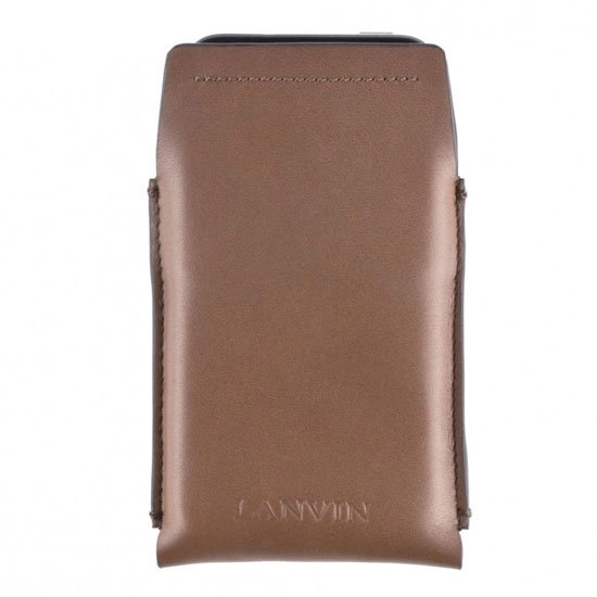iPhone Case in Mocha Smooth Leather ($195)
iPhone Case in Mocha Smooth Leather ($195)