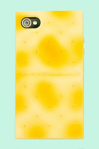You'll definitely fool onlookers with the Cracker ($35) case for iPhone 4.
You'll definitely fool onlookers with the Cracker ($35) case for iPhone 4.