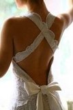 I need to know who makes this dress... please help!