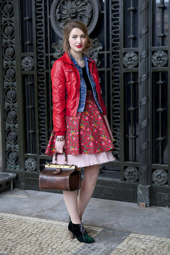 Paris Fashion Week Street Style Fall 2012 Paris Fashion Week Street Style Fall 2012