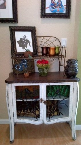 Nook by the guest bedroom.