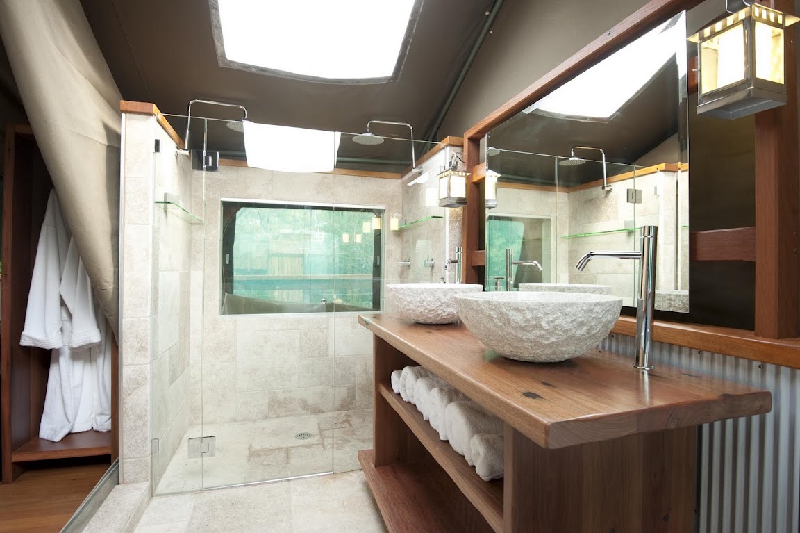 Tandara's Top-of-the-Line Bathroom