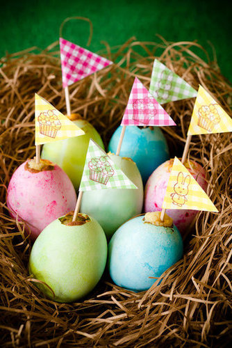 Easter Egg Cupcakes With "Yolk" Centers Easter Egg Cupcakes With "Yolk" Centers