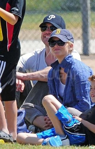 Reese Witherspoon and Jim Toth watched Deacon's game in LA in May 2010.
Reese Witherspoon and Jim Toth watched Deacon's game in LA in May 2010.