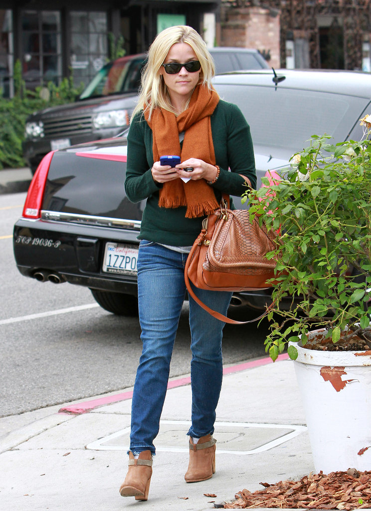Reese Witherspoon in Green Sweater and Orange Scarf Reese Witherspoon in Green Sweater and Orange Scarf