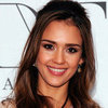 Jessica Alba Plans to Pen a Book Featuring Beauty Tips