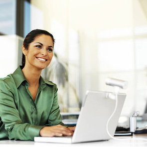 Ways to De-Stress During the Workday and Other Savvy Hits of the Week!