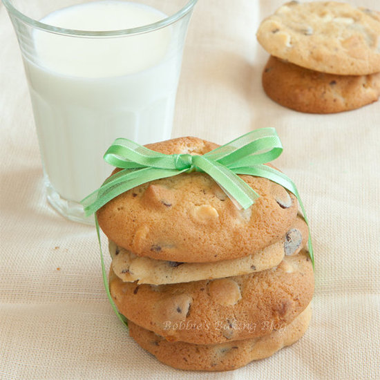 macadamia double chocolate chunk macadamia double chocolate chunk