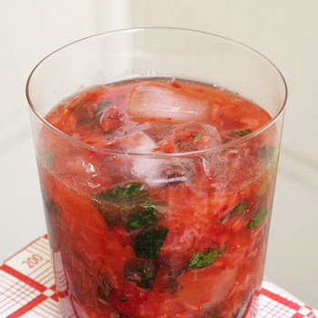 Strawberry Ginger Cocktail