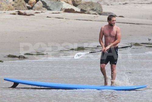 Shirtless Robert Pattinson Plays on the Beach — See Over 100 Pictures! Shirtless Robert Pattinson Plays on the Beach — See Over 100 Pictures!