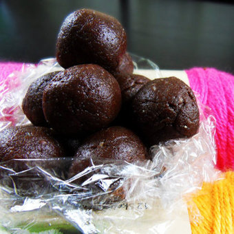 Raw Hazelnut and Cocoa Balls Recipe