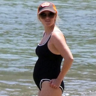 Pregnant Reese Witherspoon in a Bathing Suit Pictures