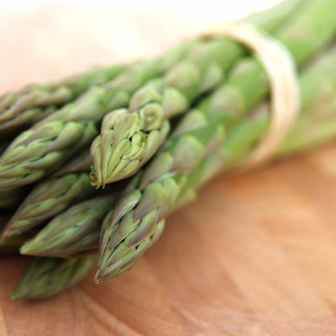 What to Eat on Your Wedding Day to Prevent Bloating
