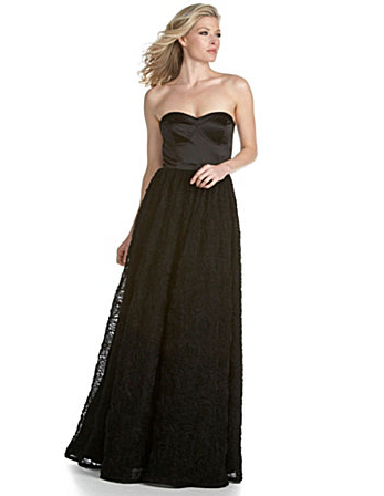 Adrianna Papell for E! Live From Red Carpet gown ($238)
Adrianna Papell for E! Live From Red Carpet gown ($238)