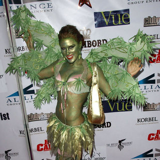 Celebrities Who Smoke Pot