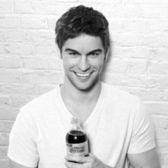 Chace Crawford Interview on Gossip Girl, Being in Australia, Diet Coke and Girls
