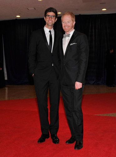 Jesse Tyler Ferguson posed with his boyfriend on the red carpet.
Jesse Tyler Ferguson posed with his boyfriend on the red carpet.