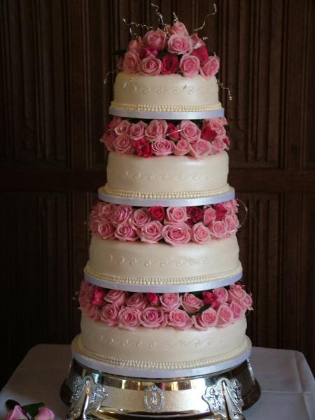 Beautiful Pink Wedding Cake Designs